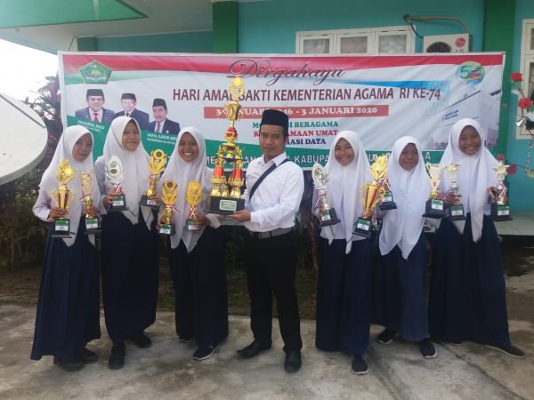 Peringatan Hari Amal Bakti (HAB) Ke 74 Kementrian Agama MTs Negeri 1 Sanana