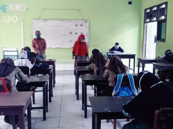 MTs Negeri 1 Sanana melaksanakan Penilaian Akhir Semester  akhir bulan November