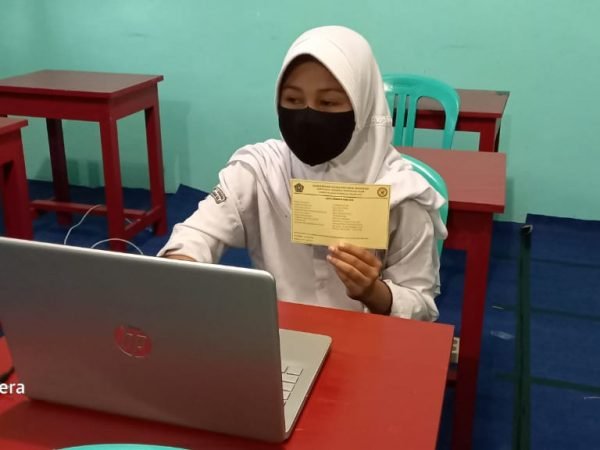 Tiga Siswa MTs Negeri 1 Sanana Mengikuti Kompentensi Sains Madrasah (KSM) Tahun 2020 Tingkat Nasional
