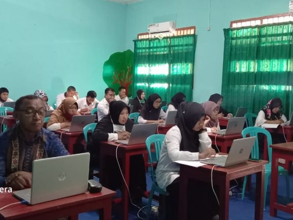 Kepala MTs Negeri 1 Sanana mengikuti kegiatan Asesmen Kompetensi Guru (AKG), Asesmen Kompetensi Kepala Madrasah (AKK), Asesmen Kompetesi Pengawas (AKP)