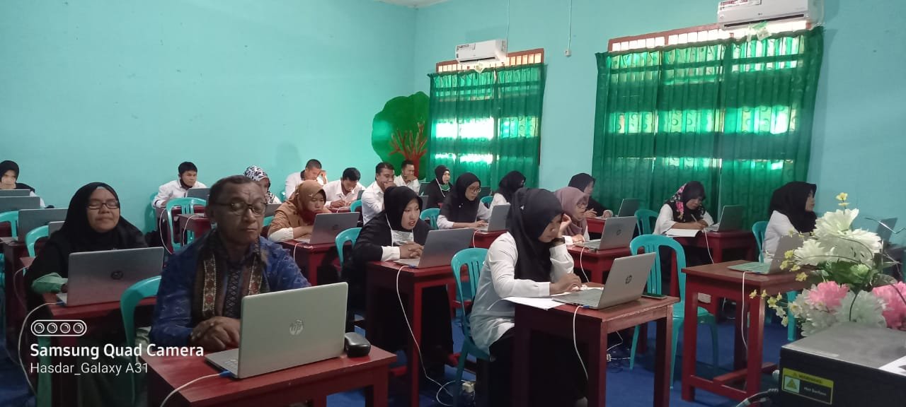 Kepala MTs Negeri 1 Sanana mengikuti kegiatan Asesmen Kompetensi Guru (AKG), Asesmen Kompetensi Kepala Madrasah (AKK), Asesmen Kompetesi Pengawas (AKP)